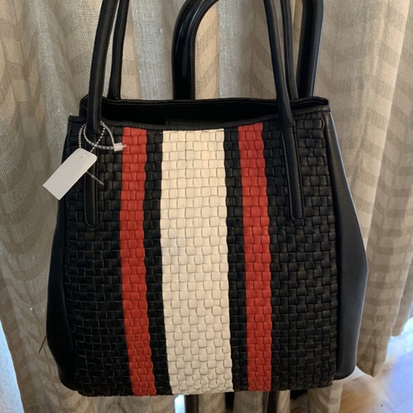 CLEVER CARRIAGE CASABLANCA HANDBRAIDED STUNNING PURSE $425 RETAIL NEW W/ BAG - Picture 1 of 8